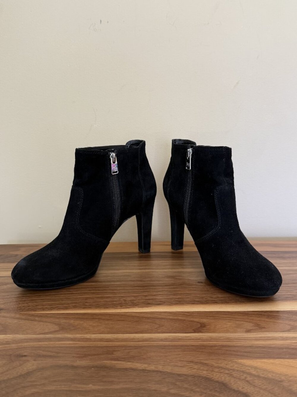 Rockport Seven To 7 Ally High Bootie Black Suede 8W (C) boot WIDE leather shoe